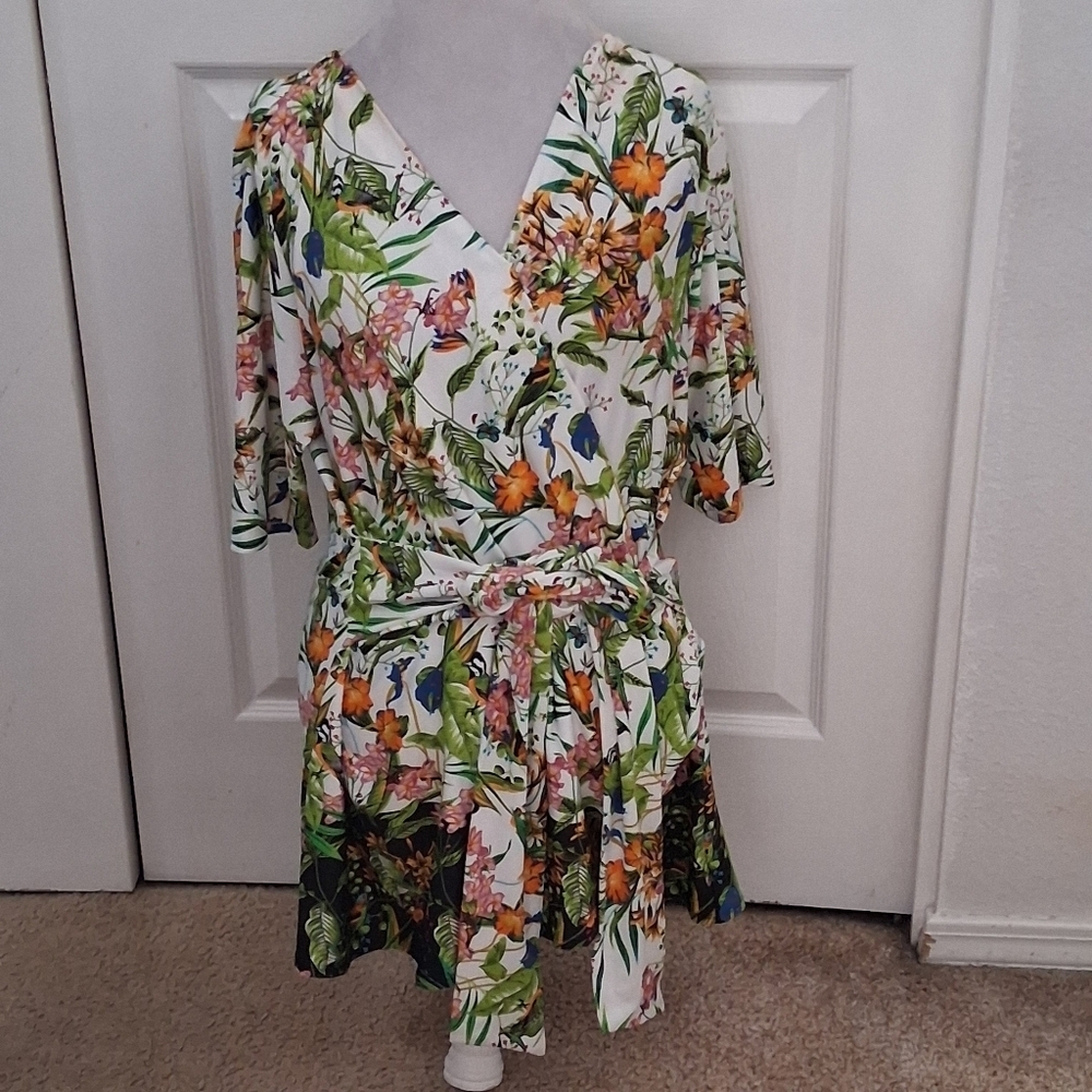 Kate & Mallory Floral Faux Wrap Top  Size XL